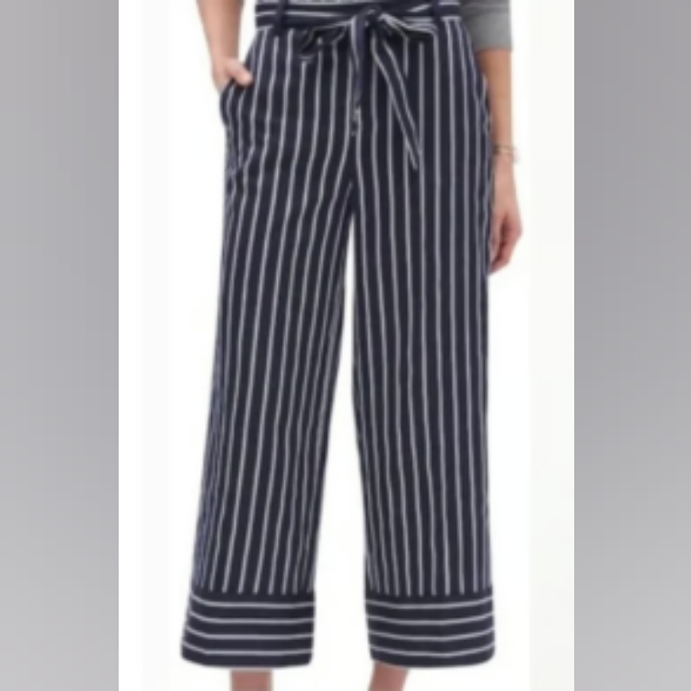 Banana Republic Blake Belted Blue and White Cropped Striped Pants Misses Size 6.